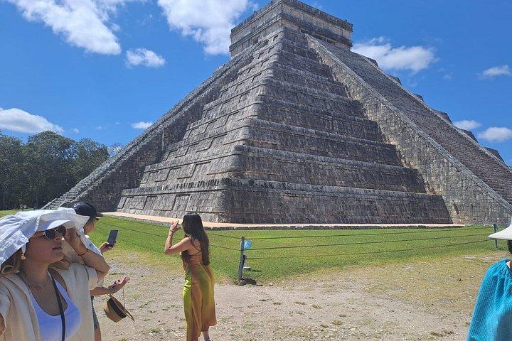 Chichen Itza full day Lunch and cenote tickets included