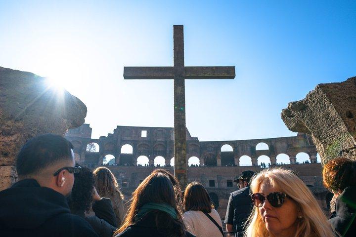 Colosseum Entrance Ticket with Arena Option & Audio Guide App