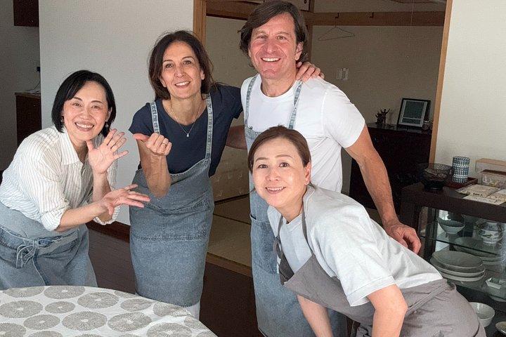 東京プライベートクッキング教室：ラーメン＆餃子、ジャパンホーム体験