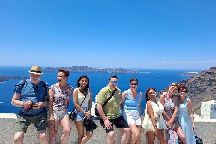 Los mejores spots de Santorini: pueblo de Oia, Firostefani e Imerovigli.