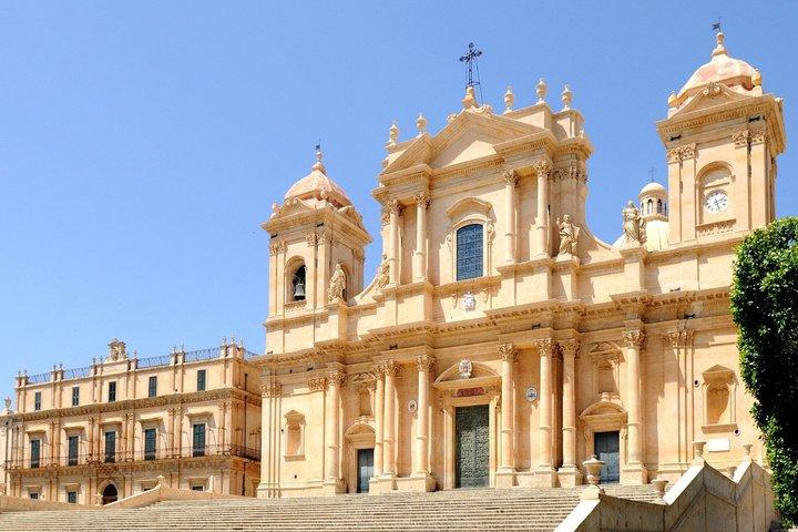 Tur fra Catania til Syracuse, Ortigia og Noto med billetter inkluderet