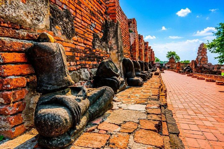 バンコク : アユタヤユネスコ寺院、巨大仏陀＆ボートライド。