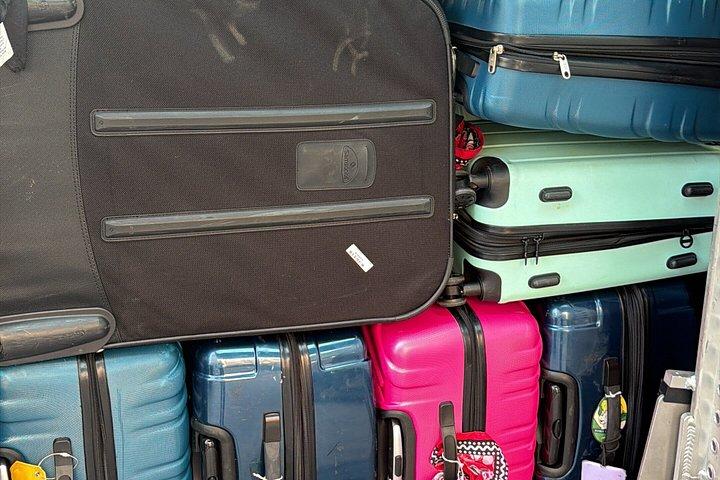バルセロナホテルからバルセロナ空港へのプライベート出発送迎