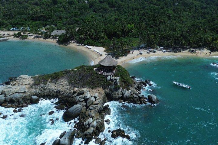 Caminata privada en Tayrona hasta Cabo San Juan : Guía bilingüe + Transporte