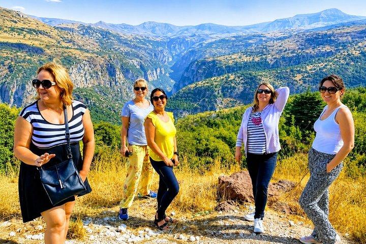 Private Tour durch das Qadisha-Tal und die Zedern | Bcharre & Gibran Museum