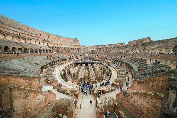 Visite express en petit groupe du Colosseum Arena