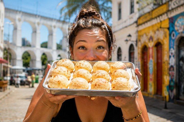 Visa tillgängliga rum för Rio Historic Downtown & Lapa Street Food Tour