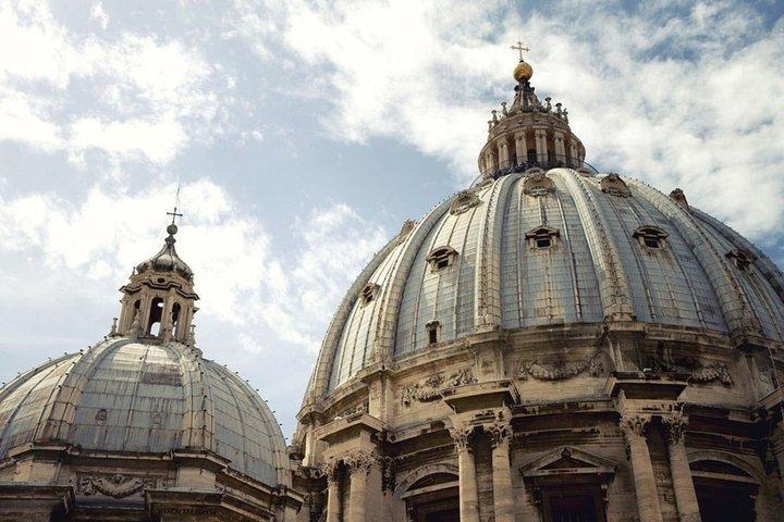St. Peters Basilica Tour with Papal Tombs and Papal Necropolis