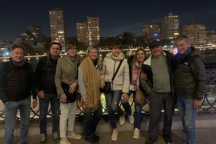 カイロ・ナイトツアー：ハーン・アル＝ハリーリ市場、夕食、そして無料のフェルッカ乗船
