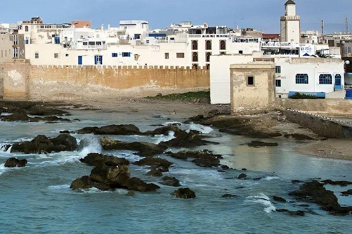マラケシュからエッサウイラとセッカラへの日帰り旅行（少人数グループ）