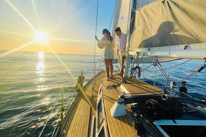Old Plank Adventures : Sail into Deep Tranquility （古い平板の冒険：深い静けさへの帆走）