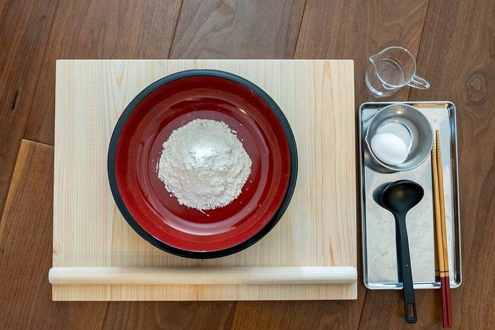 Authentische Udon Making Class in einem gemütlichen Kyoto Zuhause