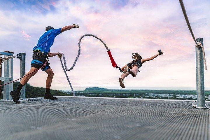Bungy Jump & Giant Swing Combo im Skypark Cairns Australien