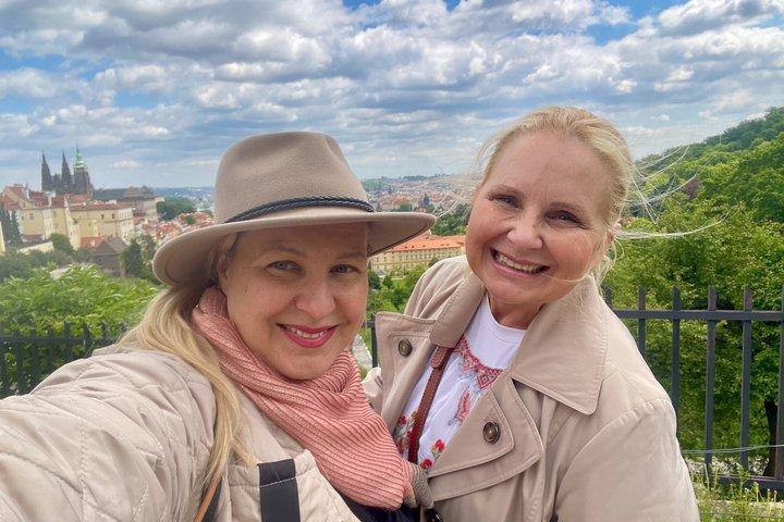 Praga em um dia: Highlights & Hidden Gems Tour privado de carro