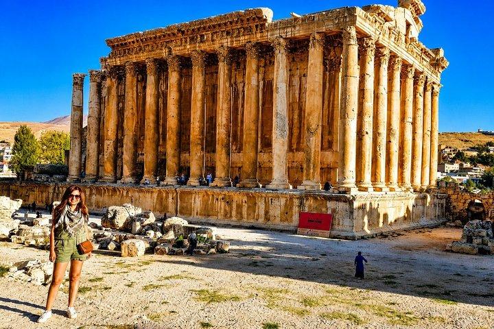 シダーハイキング、バールベック寺院＆クサラワイン｜プライベート日帰り旅行