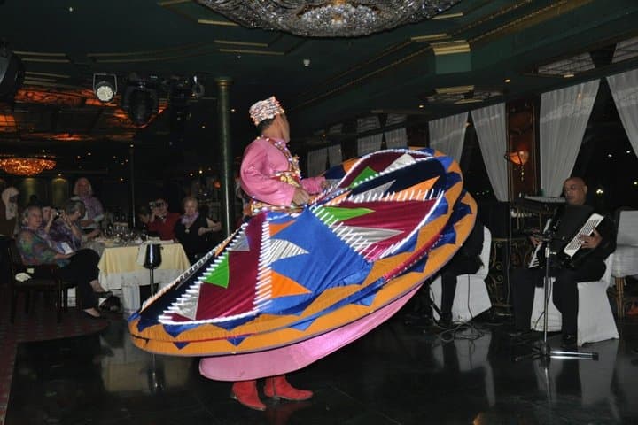 Cairo: Nile Dinner Cruise, Belly Dance & Tanoura