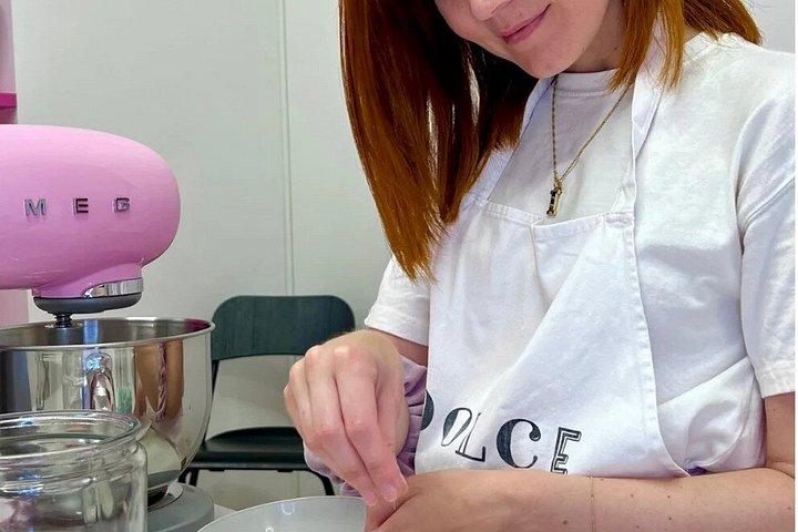 ミラノでケーキタルトとシューの菓子作り教室