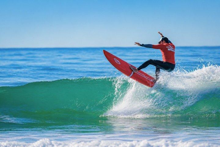 Albufeira Surfles – Wetsuit & Board inbegrepen