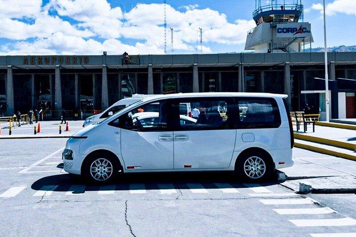 Private Taxi from Airport to Hotel in Cusco or Vv