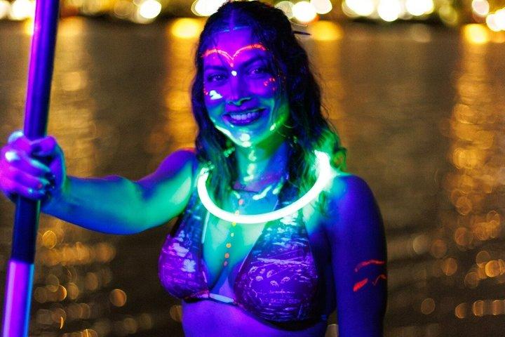 San Juan Glow Paint Night Kayak et vues imprenables dans la lagune de Condado