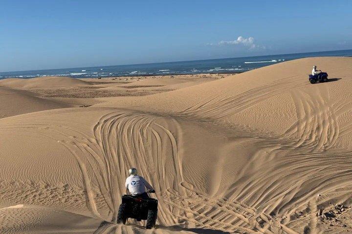 Agadir Quad Desert and Beach Tour com Sandboarding com Pickup