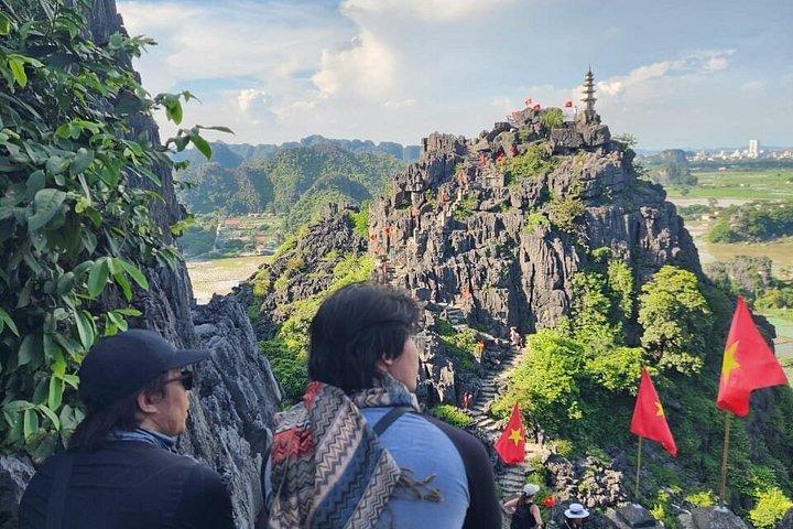 3 - ニンビンへのデイハノイ＆バイトゥロン湾泊クルーズ