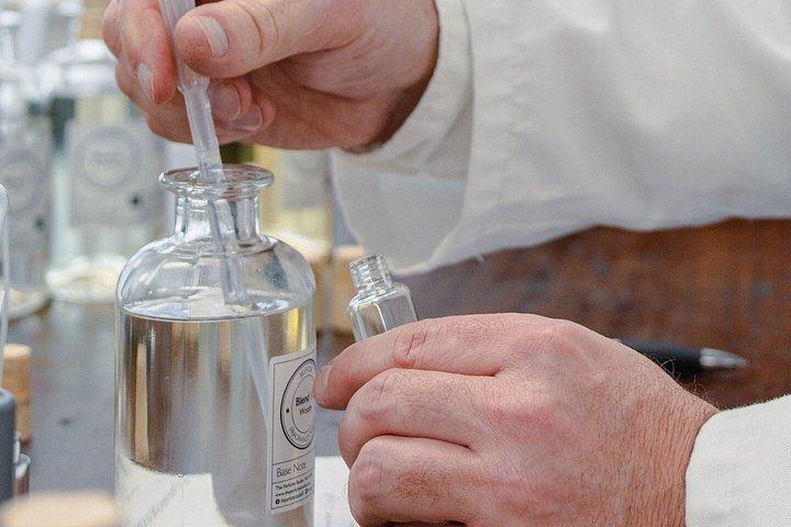 London Bespoke Perfume Design Workshop: Create Your Own Perfume