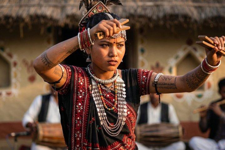 Kathmandu : Esperienza di trekking, rafting e safari nella giungla in Nepal