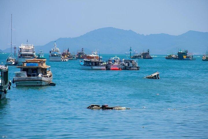 Kota Kinabalu 3 horas de pesca costera y tour por la isla