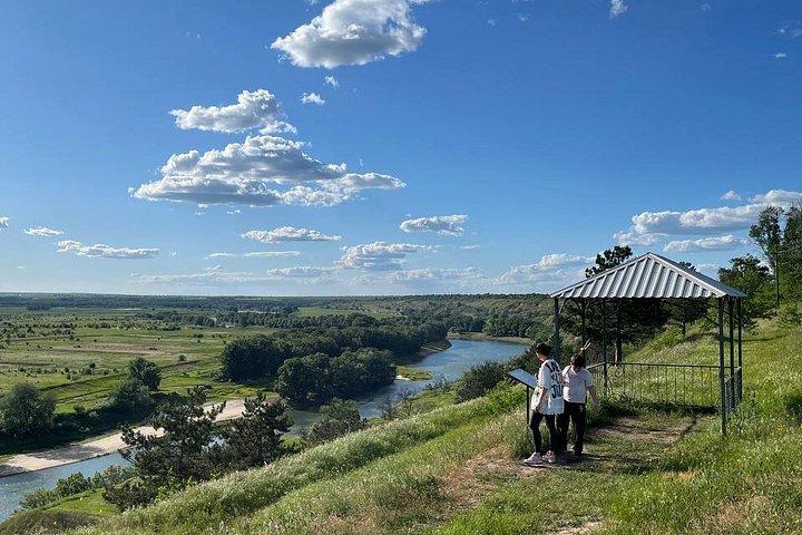 秘密の沿ドニエストル共和国：第二次世界大戦のバンカー、ロケットステーションとトンネル