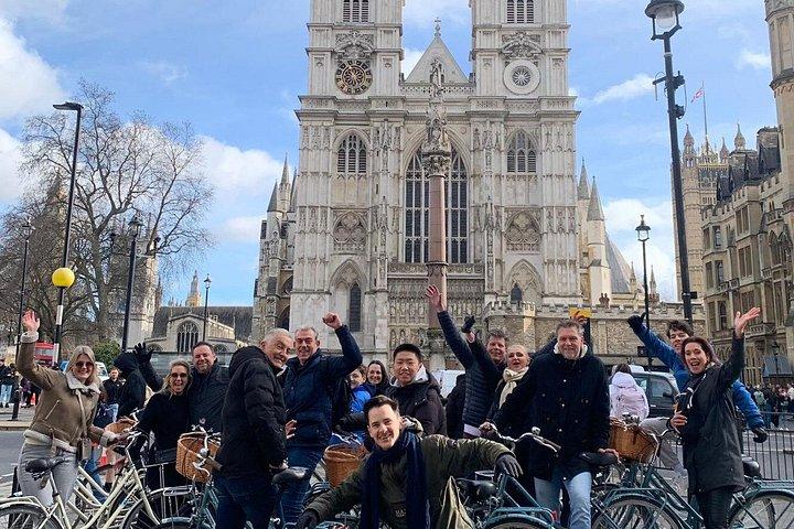 グランド・ロンドン・バイク・ツアーの見どころと隠れた楽しみ