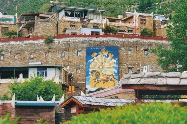 Chengdu to Taoping & Ganbao Tibetan Villages Heritage Day Trip