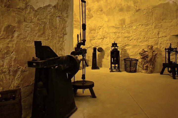 4つのテイスティング、ランス＆セラー付きパリ発シャンパン日帰り旅行