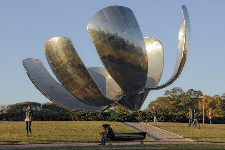 5hs Small Group City Tour of Buenos Aires (Optional Street Food)