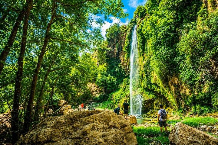 Vattenfall Dagstur | Afqa, Baatara & Kfar Helda från Beirut