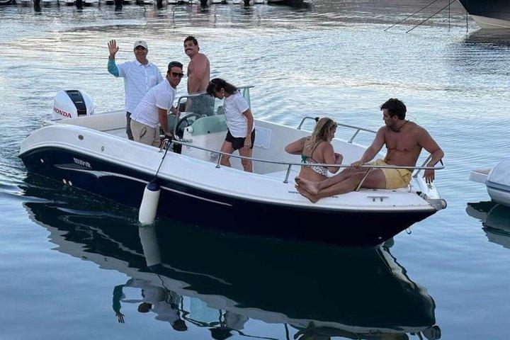 Tour privado en barco por Palermo