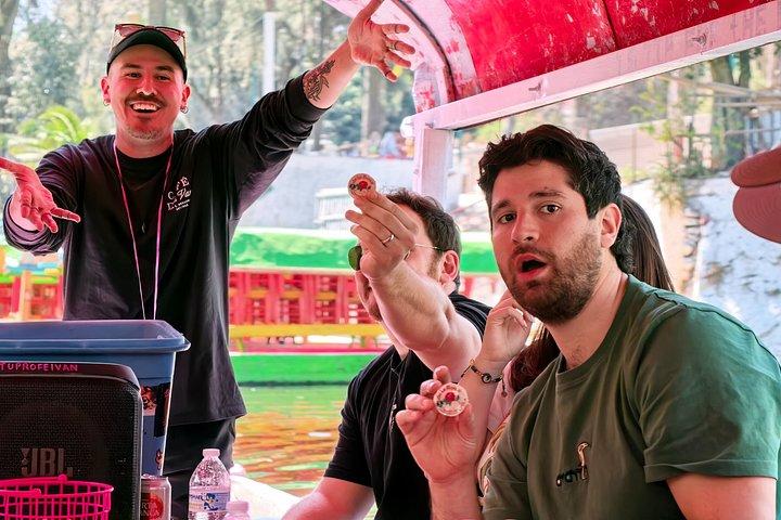 メキシコシティボートツアー：文化、食、ドリンク＆優先アクセス
