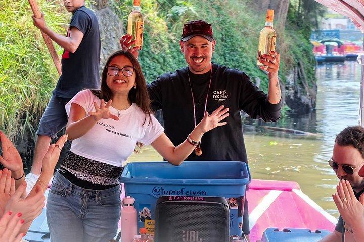 メキシコシティボートツアー：文化、食、ドリンク＆優先アクセス