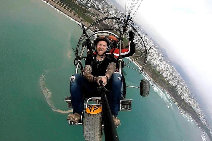 Motoriserede paraglidingflyvninger på Costa Verde - Lima