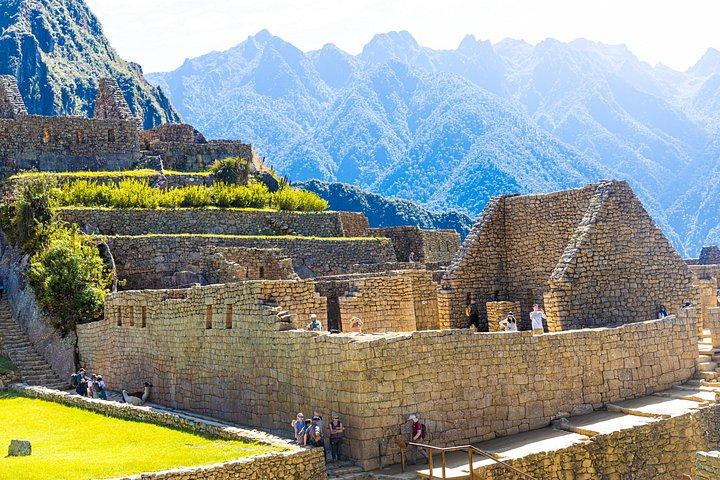 Machu Picchu Circuit 2: Classic Route Guided Experience