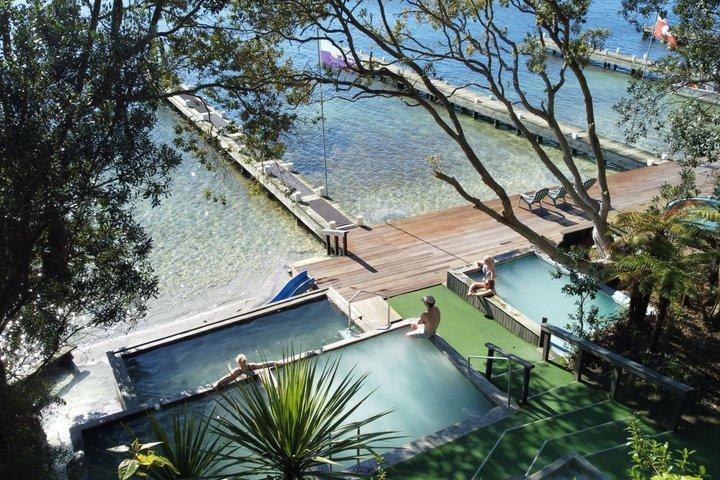 Rotorua Boat Cruise: Rotoiti Geothermal Hot Pool Water Shuttle
