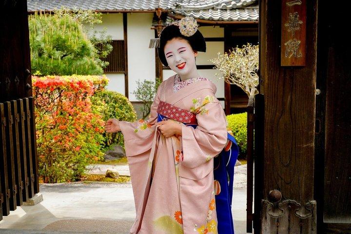 Kyoto Exclusive Temple Maiko Dance Zen Garden and Tea Experience