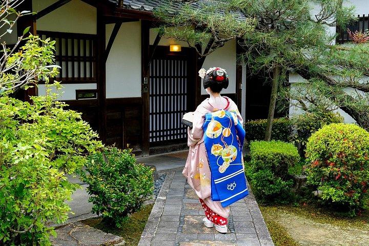 京都限定お寺舞妓舞禅園とお茶体験