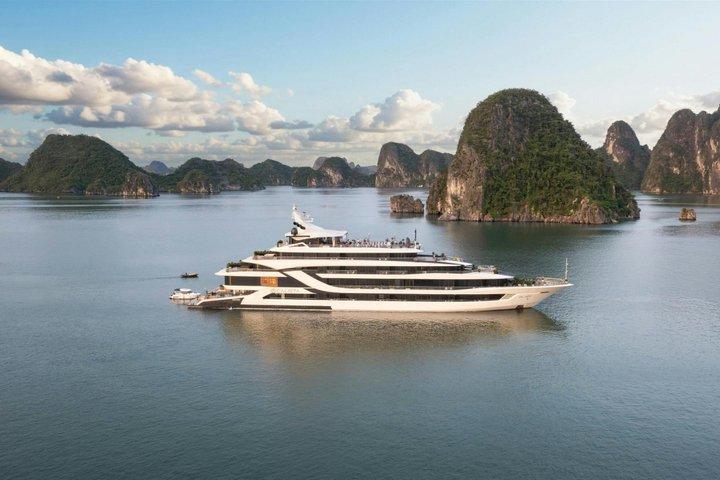 Luxo Halong Bay Cruise 2D1N a partir de Hanói com Transfer Premium