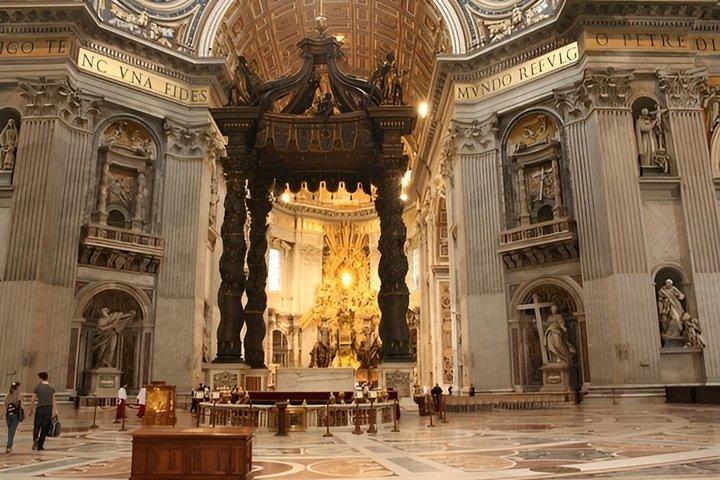 Visite guidée de la Basilique Saint-Pierre et de la Coupole