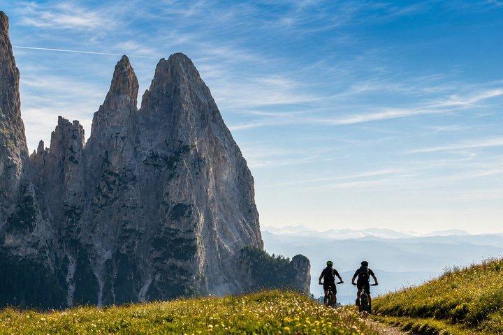 Alpe di Siusi eBike tour to the Seiser Alm mountain hut