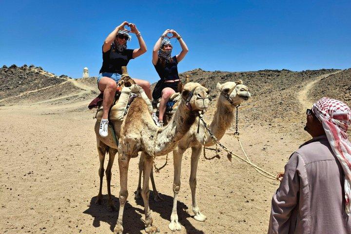 Hurghada Desert Safari Quad Bike, Camel Ride, zonsondergang en VIP BBQ