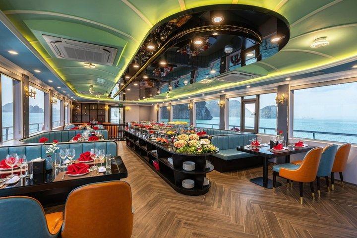 Luxus Halong Bay Tagestour von Hanoi mit der Limousine