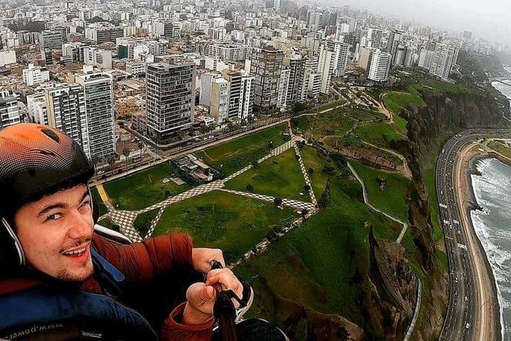 Motoriserede paraglidingflyvninger på Costa Verde - Lima