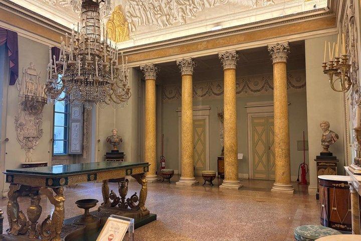 Palazzo Pitti Small Group Tour